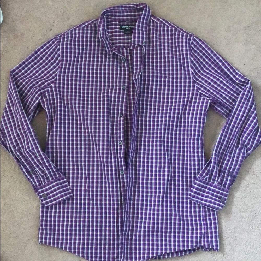 Me ‘s button down